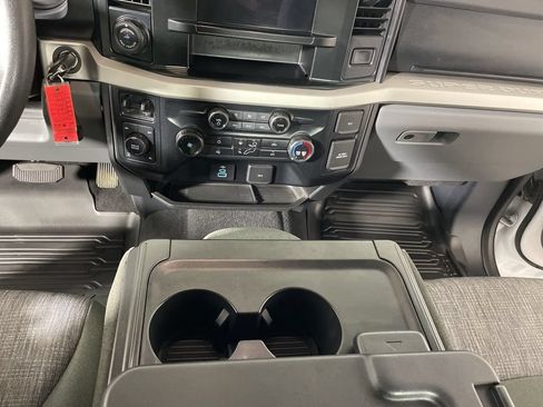 Used 2023 Ford F250 XLT w/ 360-Degree Camera Package AWD/4WD image 17