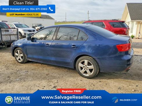 Used 2011 Volkswagen Jetta SE FWD image 3