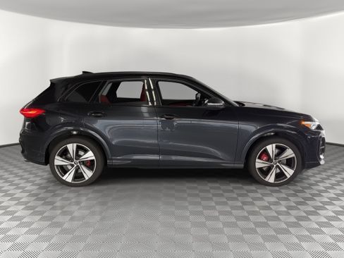 Used 2025 Audi SQ5 Prestige w/ Prestige Package AWD/4WD image 8