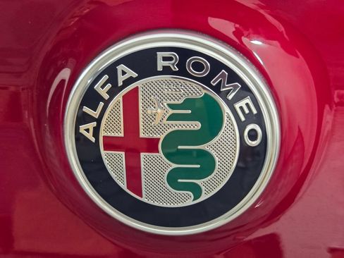 Used 2024 Alfa Romeo Giulia Sprint RWD image 28