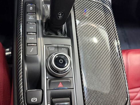 Used 2022 Maserati Levante Modena S AWD/4WD image 33