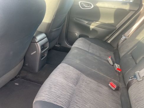 Used 2014 Nissan Sentra SV image 18