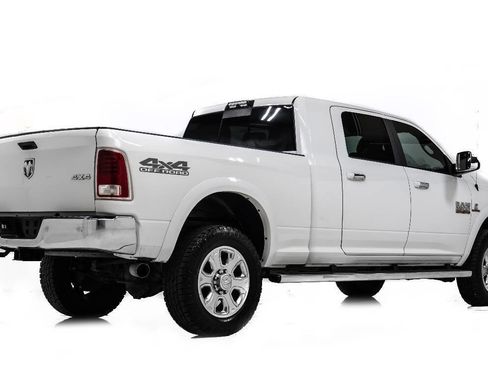 Used 2018 RAM 2500 Laramie AWD/4WD image 7