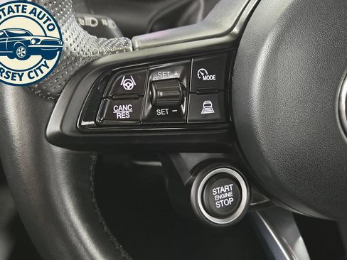 Used 2024 Alfa Romeo Tonale Ti w/ Active Assist Package AWD/4WD image 13