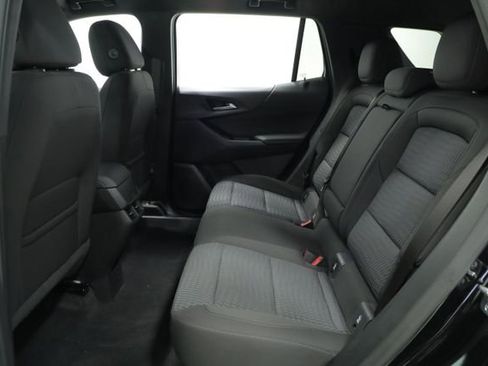 Used 2026 Chevrolet Equinox LT FWD image 31