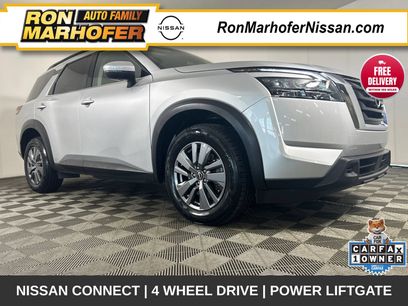 Used 2025 Nissan Pathfinder SV