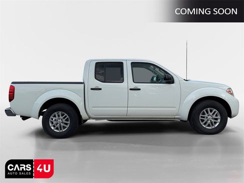 Used 2016 Nissan Frontier SV image 8