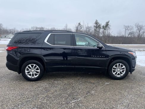 Used 2020 Chevrolet Traverse LT w/ Driver Confidence II Package image 6
