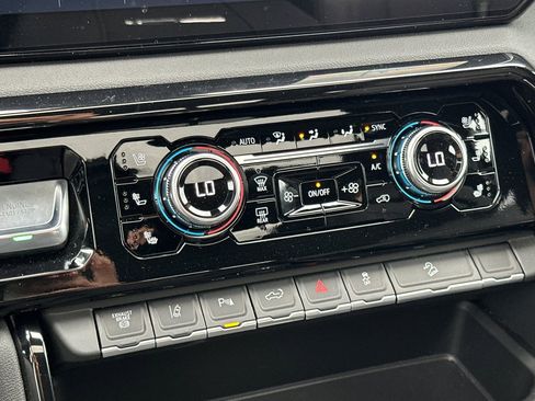 New 2026 GMC Sierra 2500 AT4 w/ AT4 Premium Plus Package image 21