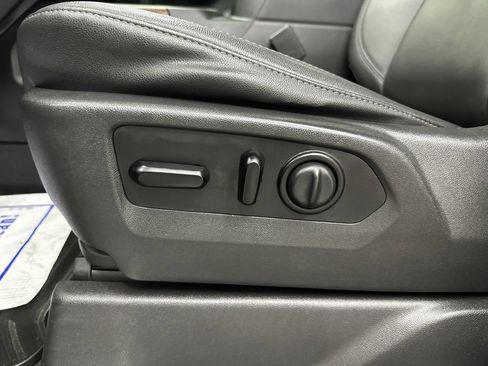 Used 2021 Chevrolet Silverado 1500 RST w/ Convenience Package II AWD/4WD image 10
