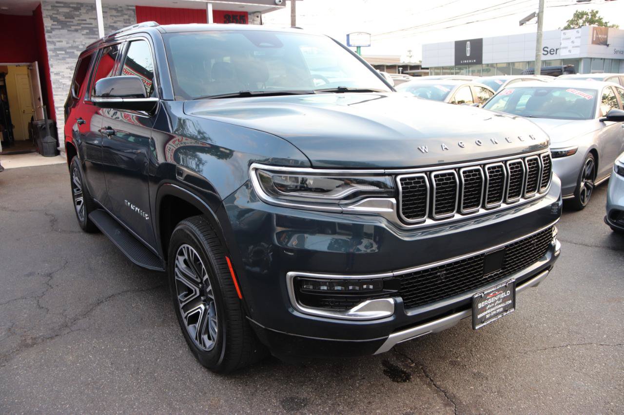 Used 2024 Jeep Wagoneer Series II AWD/4WD image 7