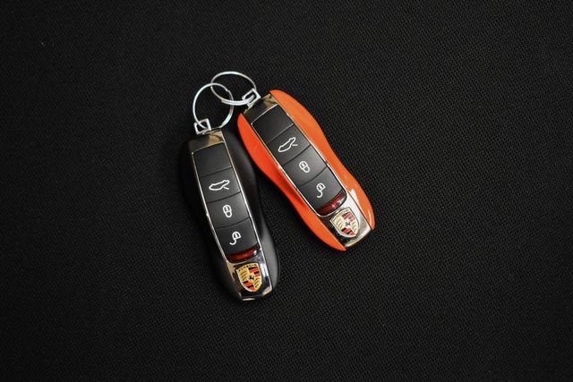 Used 2013 Porsche 911 Carrera 4S AWD/4WD image 6
