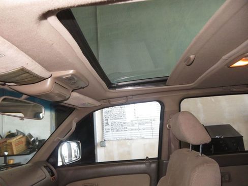 Used 2002 Toyota 4Runner SR5 image 42