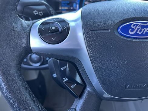 Used 2014 Ford C-MAX SE image 16