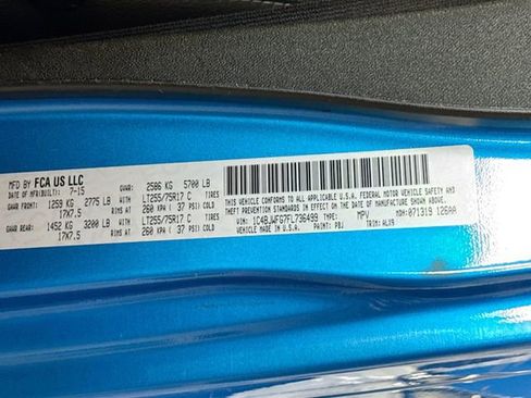 Used 2015 Jeep Wrangler Unlimited Rubicon w/ Connectivity Group image 32