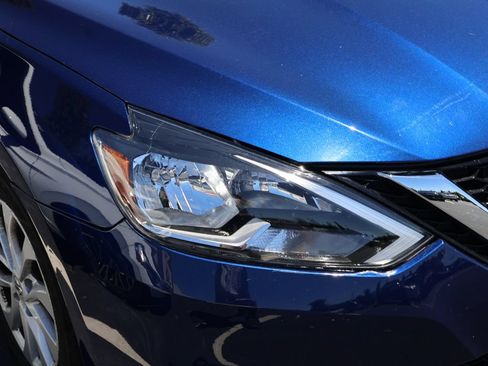 Used 2019 Nissan Sentra SV FWD image 6