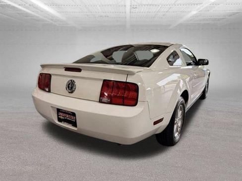 Used 2008 Ford Mustang Coupe RWD image 21