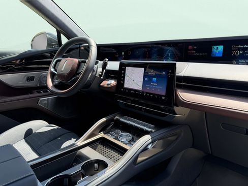 New 2026 Lincoln Nautilus Black Label AWD/4WD image 29