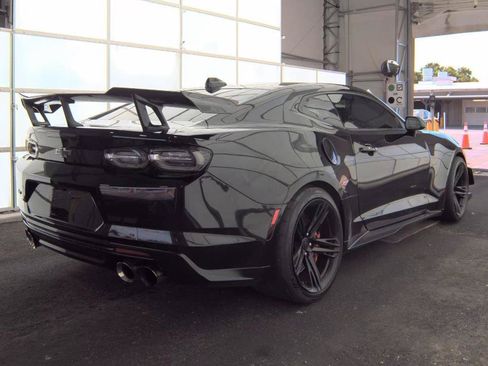 Used 2022 Chevrolet Camaro ZL1 RWD image 2