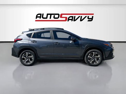 Used 2024 Subaru Crosstrek 2.0i Premium w/ Popular Package #3 image 8