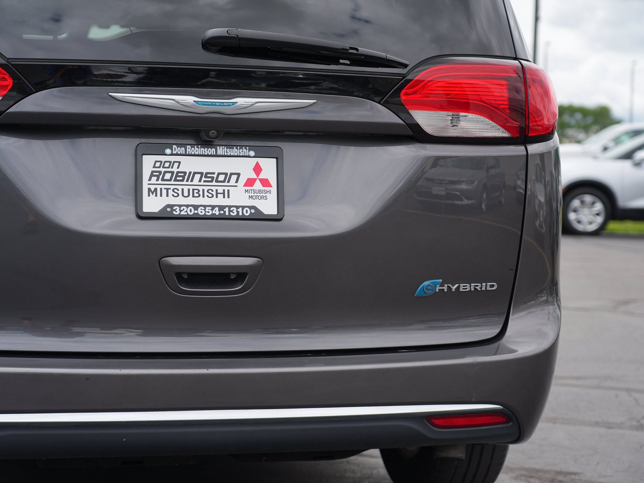 Used 2017 Chrysler Pacifica Touring Plus FWD image 11
