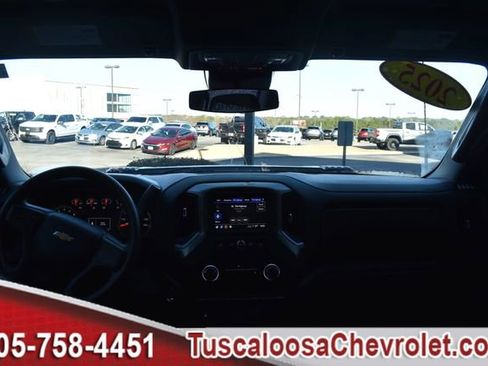 Certified 2025 Chevrolet Silverado 2500 Custom w/ Custom Convenience Package image 3