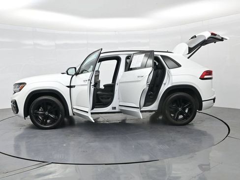 Used 2023 Volkswagen Atlas Cross Sport SEL R-Line AWD/4WD image 38