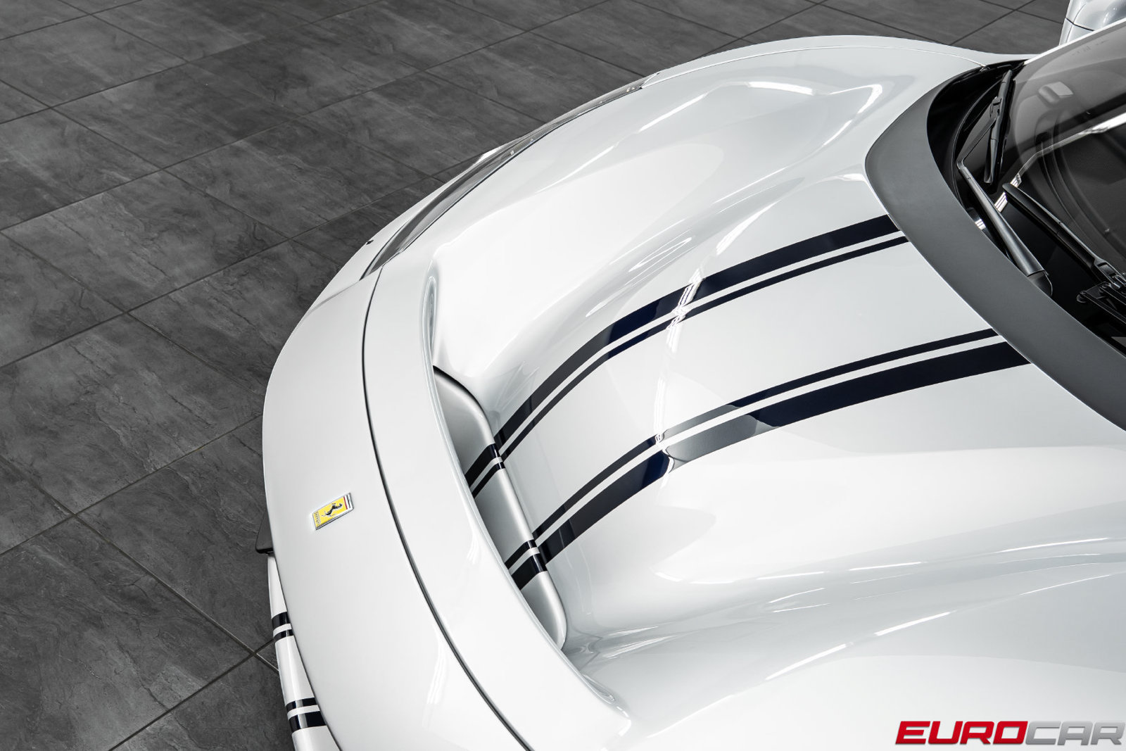 Used 2020 Ferrari 488 Pista Spider RWD image 11
