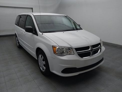 Used 2017 Dodge Grand Caravan SE w/ Power Window Group FWD image 13