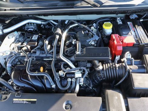 Used 2024 Nissan Sentra SV image 18