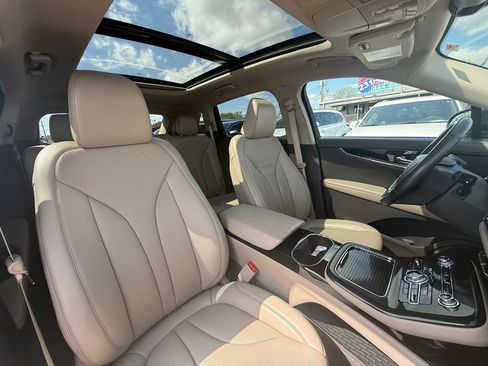 Used 2023 Lincoln Nautilus Reserve w/ Monochromatic Package image 24