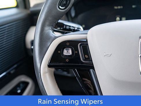 Used 2022 Lincoln Corsair Reserve w/ Equipment Group 201A image 21