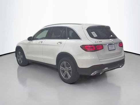 Certified 2022 Mercedes-Benz GLC 300 4MATIC image 3