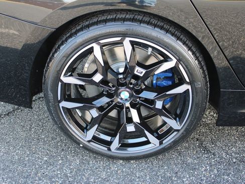 New 2026 BMW 330i xDrive Sedan w/ M Sport Package image 36