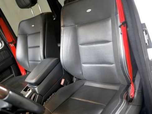 Used 2015 Mercedes-Benz G 550 image 8