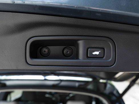 Used 2019 Honda Pilot Touring image 48