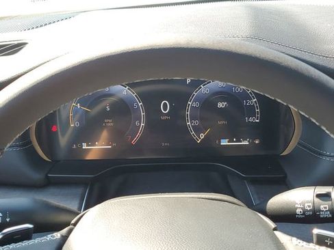 New 2025 Jeep Grand Cherokee Limited w/ Luxury Tech Group II image 9