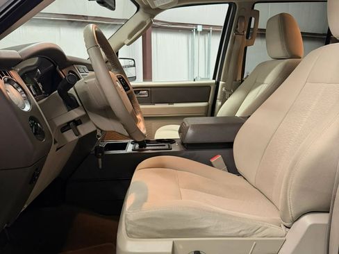 Used 2013 Ford Expedition XLT AWD/4WD image 10
