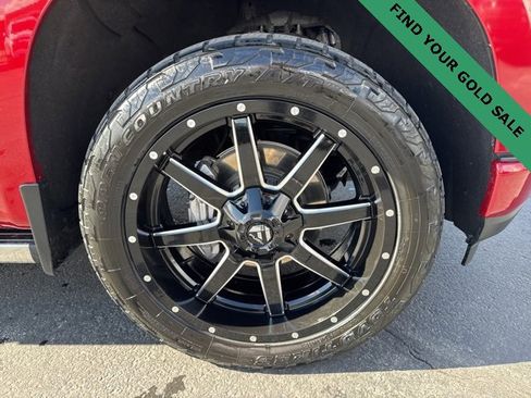 Used 2021 Chevrolet Silverado 1500 High Country w/ Technology Package image 9