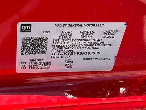 Used 2025 Chevrolet Silverado 2500 ZR2 w/ Technology Package AWD/4WD image 36