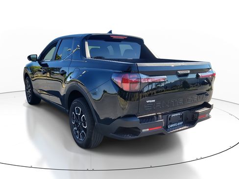 Used 2024 Hyundai Santa Cruz SE image 5