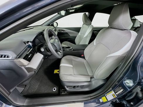 Certified 2026 Toyota Camry SE w/ Convenience Package FWD image 21