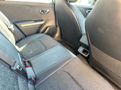 Used 2025 Kia K4 GT-Line w/ GT-Line Sunroof Package image 18