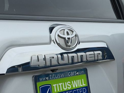 Used 2016 Toyota 4Runner Limited AWD/4WD image 35