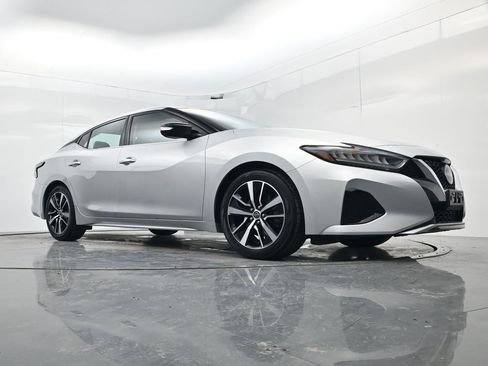 Used 2023 Nissan Maxima SV w/ Floor Mat Group image 45