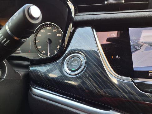 Certified 2024 Cadillac XT6 Premium Luxury image 25