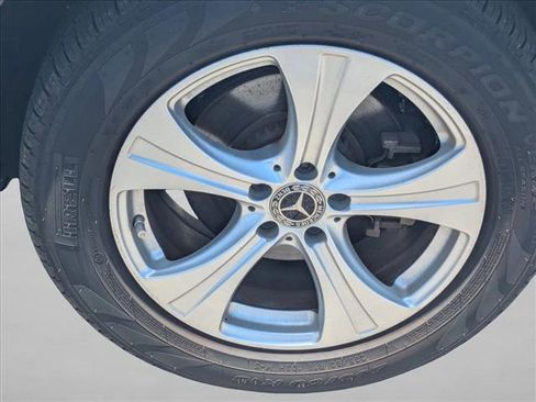 Used 2018 Mercedes-Benz GLC 300 image 16