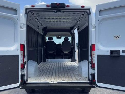 Used 2023 RAM ProMaster 2500 FWD image 29