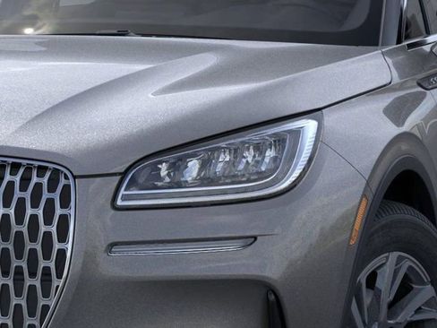 New 2026 Lincoln Corsair Premiere image 18