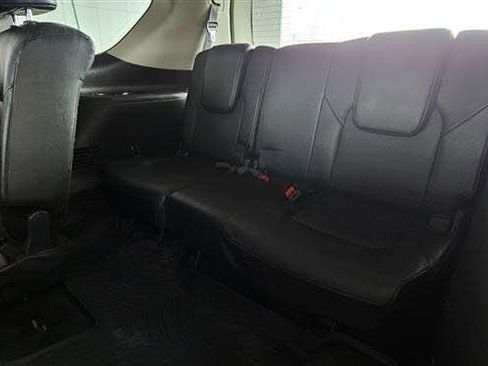 Used 2020 Nissan Armada SL image 18